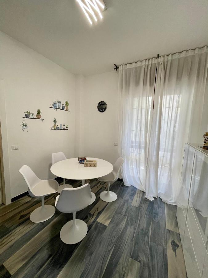 Aci Boutique Apartment Ачи-Трецца Екстер'єр фото