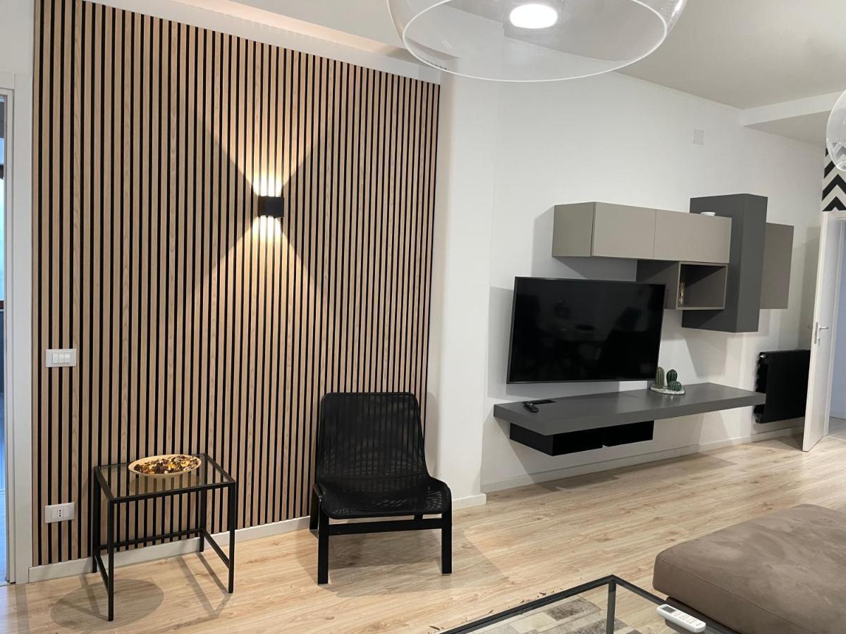 Aci Boutique Apartment Ачи-Трецца Екстер'єр фото