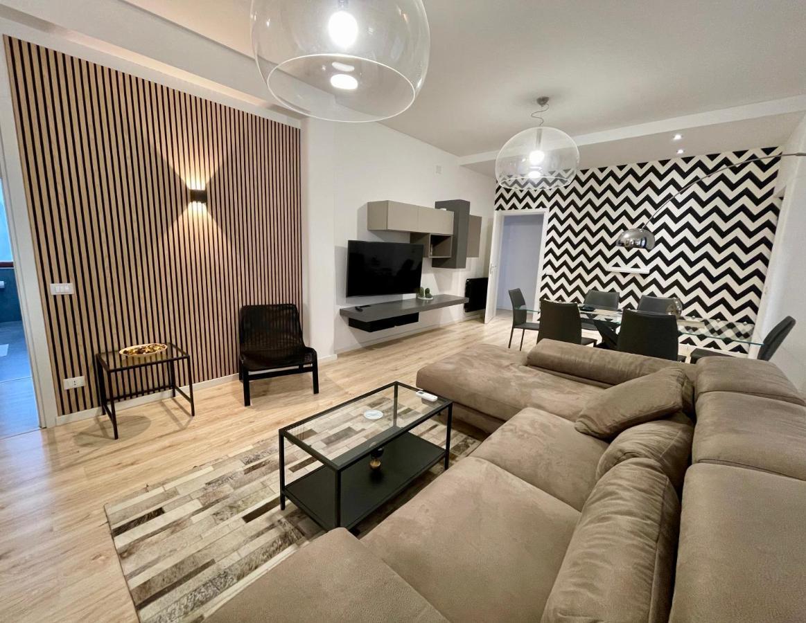 Aci Boutique Apartment Ачи-Трецца Екстер'єр фото